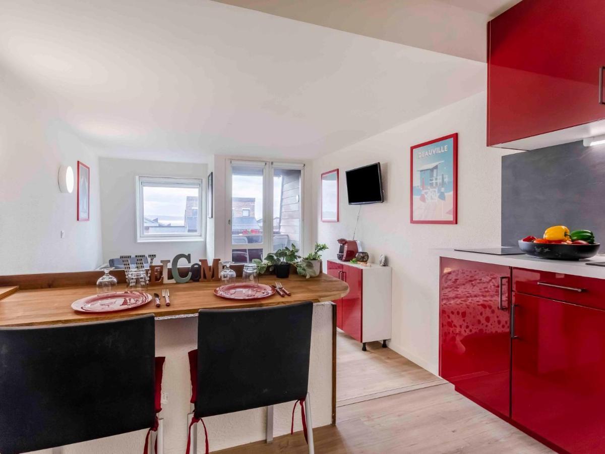 Studio Les Marinas-14 By Interhome Deauville Bagian luar foto